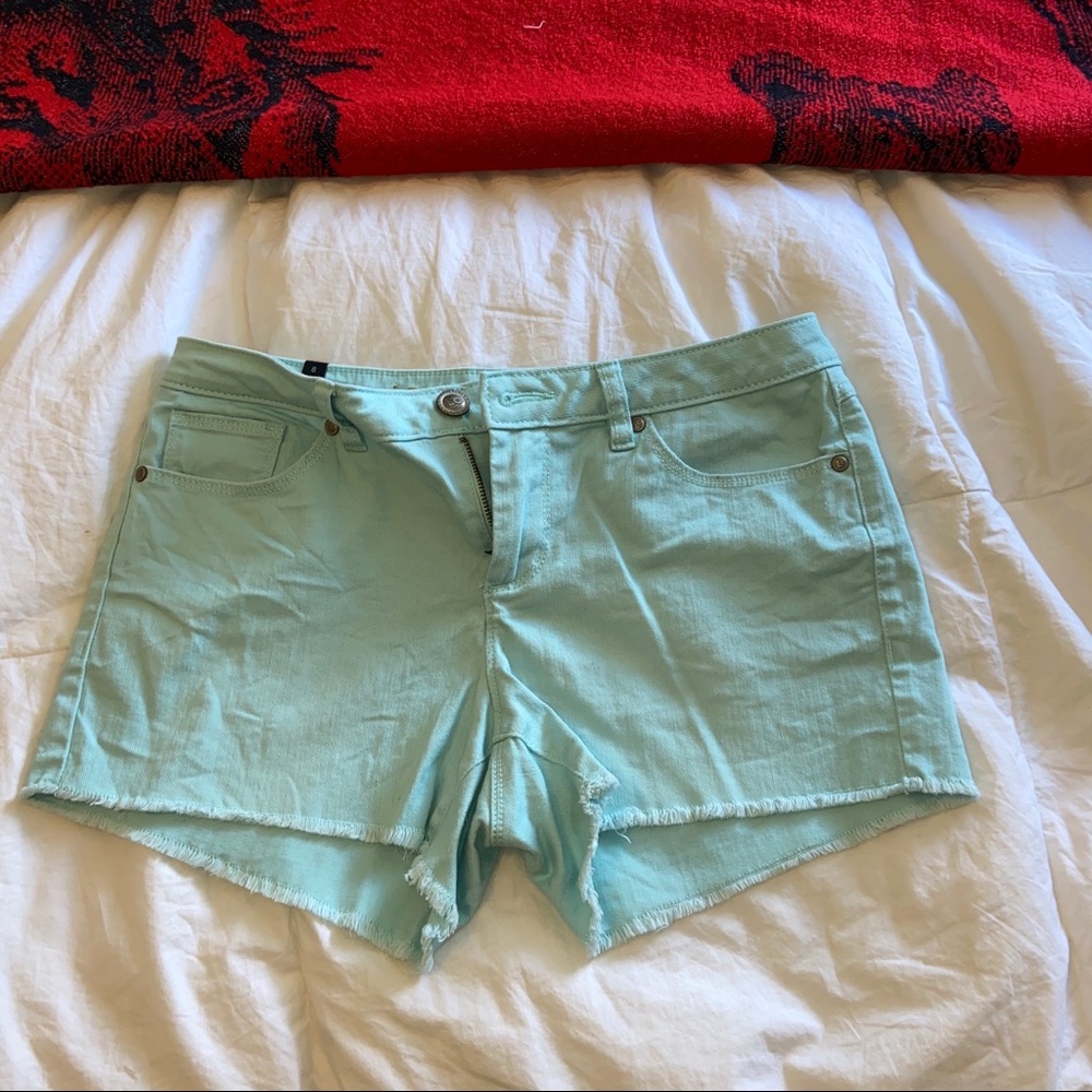 Lauren Conrad Shorts in women’s fashion.